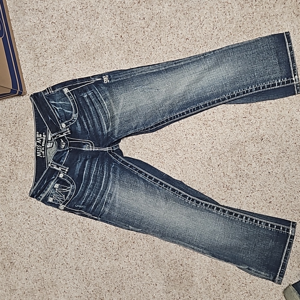 Miss Me Capris